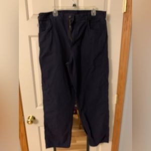 Men’s Carhartt FR cargo pants. Loose Fit. 38 x 32.